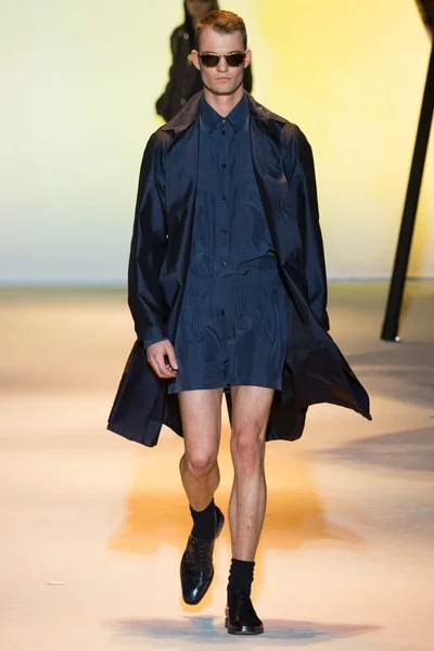 Look 34